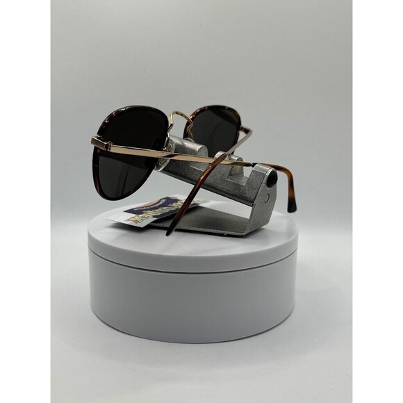 True Vintage Oversize Sunglasses | NOS | Preppy Style | Grey Lens | Oleg Cassini - Picture 5 of 9